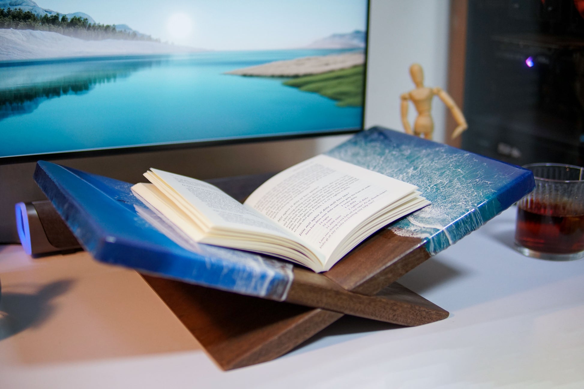 Ocean Resin Oakwood Bookstand - maystudio - Bookstand
